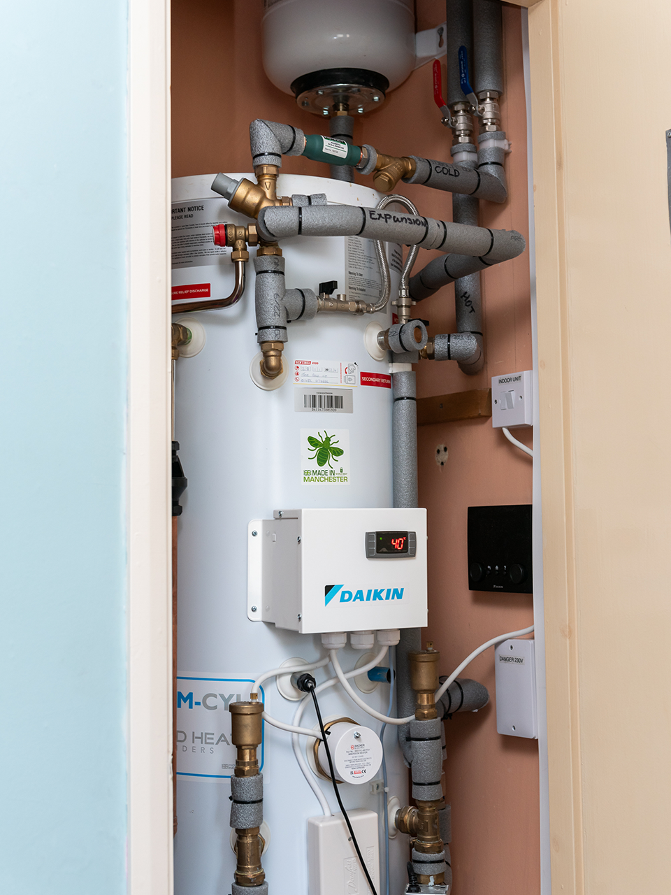 Domestic hot water cylinder