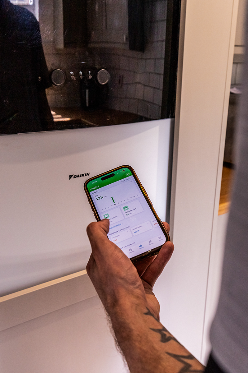Daikin indoor unit and ONECTA app