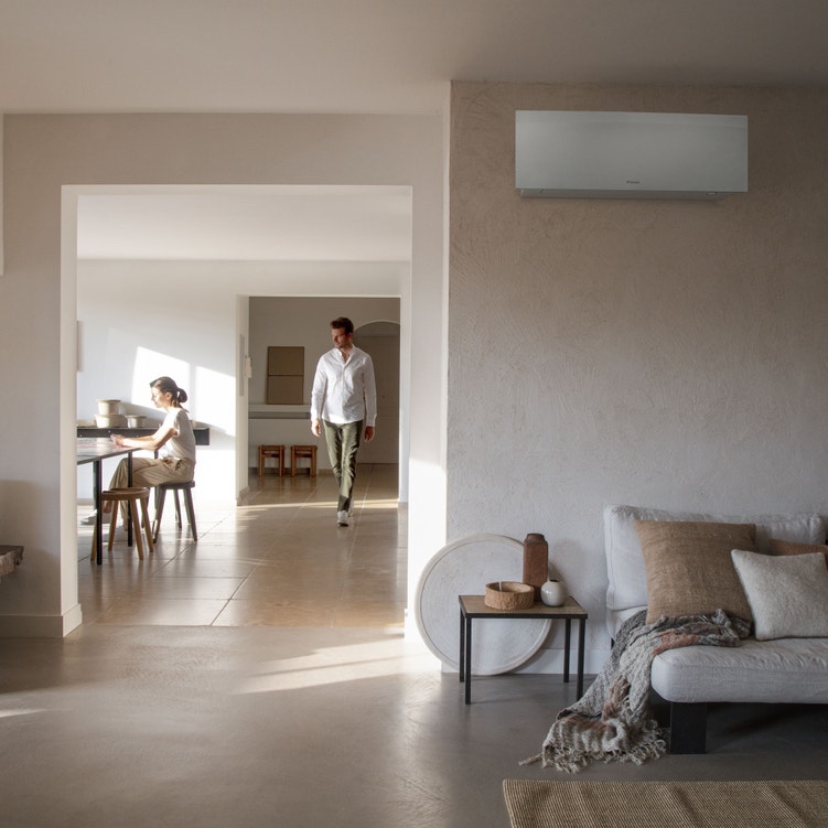 Daikin Emura airtoair heat pumps Daikin