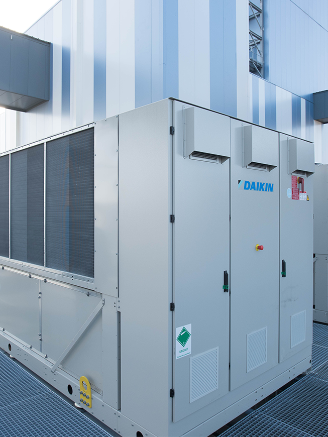 Daikin applied heat pump or chiller